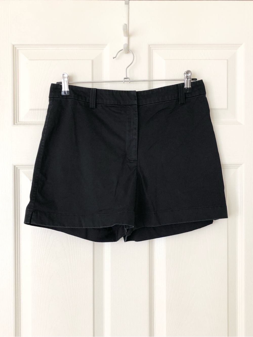Ann Taylor Stretch Cotton Shorts Black Size 8